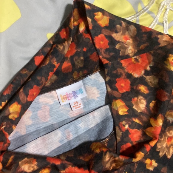 Lularoe pencil skirt - Picture 2 of 3